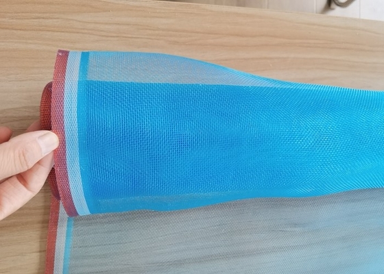 16X15 fil en plastique Mesh Blue Nylon Fishing Net de la maille 65g/M2 avec UV
